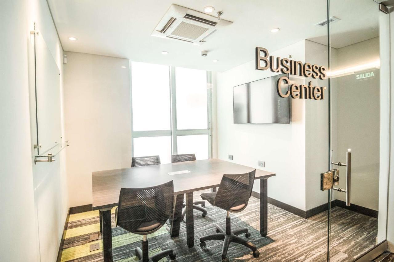 Sonesta Hotel Bucaramanga Floridablanca Buitenkant foto Business Center